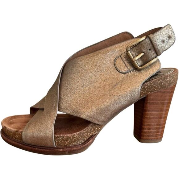 Sofft Cambria Leather Cross Strap Platform Slingback Sandals Gold Women's 6.5M - Picture 3 of 15